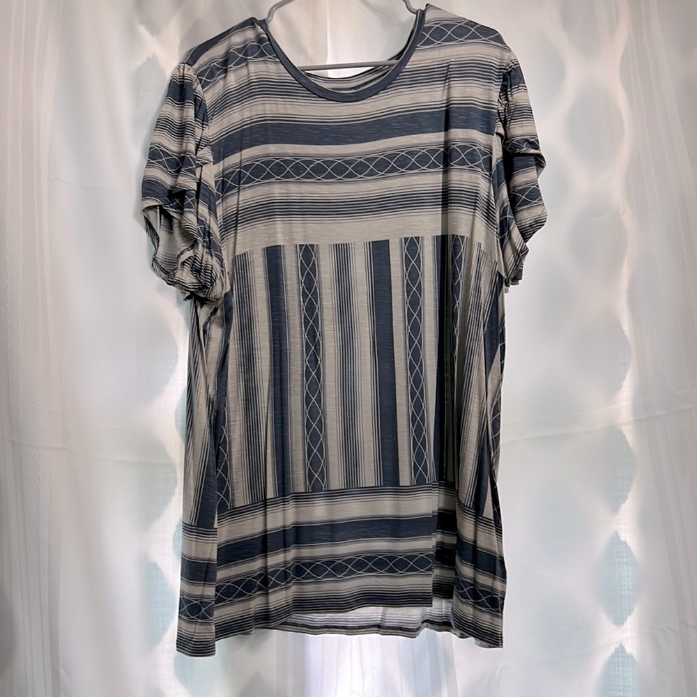 Lularoe Olive top